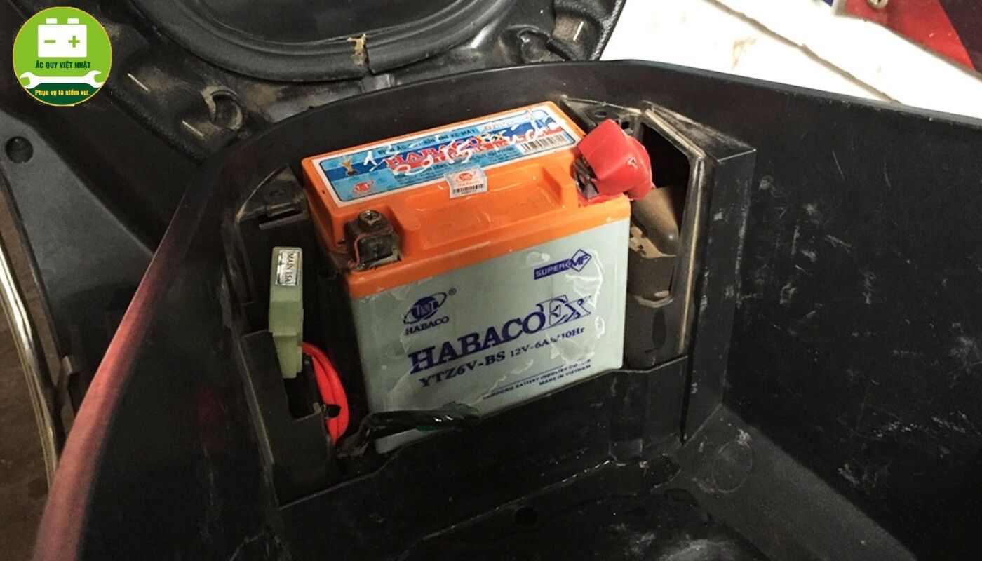 Dấu hiệu nên thay bình ắc quy xe máy airblade